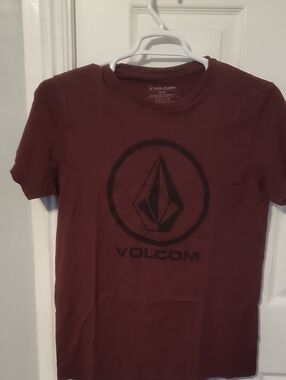 Volcom Maroon Tee with Black Logo